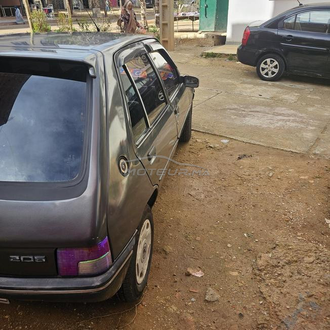 Peugeot 205 Essence Manuelle 1992 à Meknès