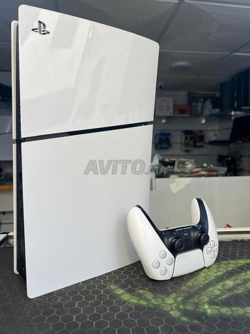 Playstation 5 Slim Digital 1 Tera Comme neuf