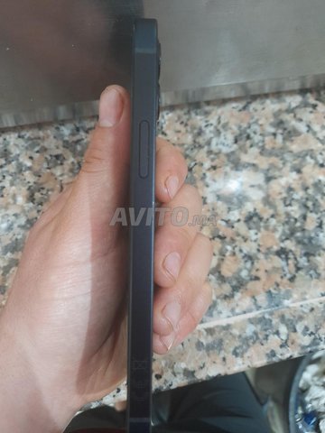 Iphone 12 normal 64GB ETAT BATRI 90