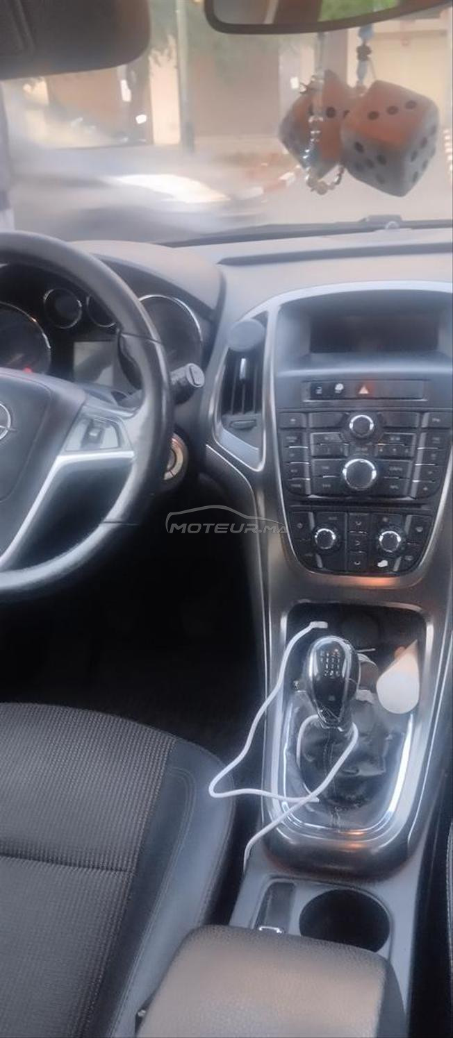 OPEL ASTRA COSMOS.Modele 11/2014
