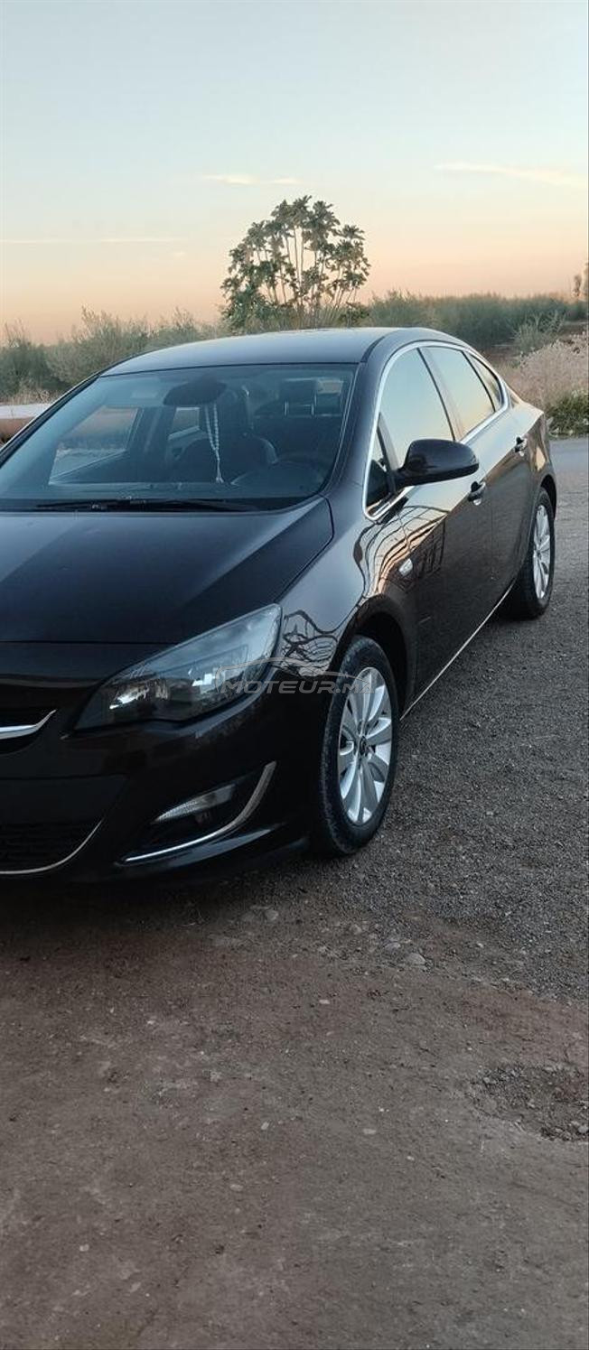 OPEL ASTRA COSMOS.Modele 11/2014