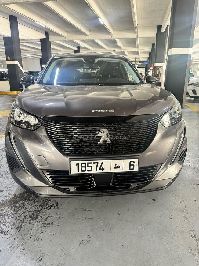 Peugeot 2008 ALLURE Diesel Automatique 2022 à Casa