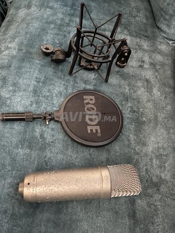RODE NT1 A Microphone