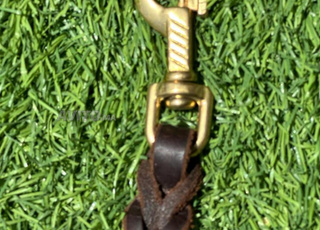 tres belle laisse en  vrais cuir 