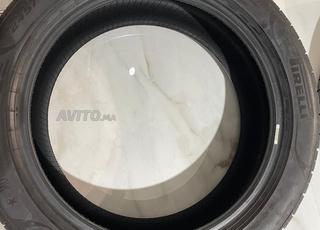 4 PNEUS PIRELLI GONFLABLE 245/45/R19 TRES NEUFS