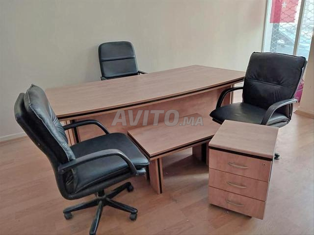 Pack mobilier bureau – idéal pour entreprise 