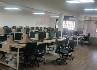 Plateau Bureau 300m BD Roudani 