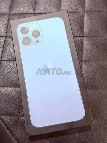 IPHONE 13 PRO MAX 128 BLEU ALPIN EN TRES BON ETAT