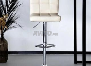 Tabouret -- كرسي عملي وأنيق