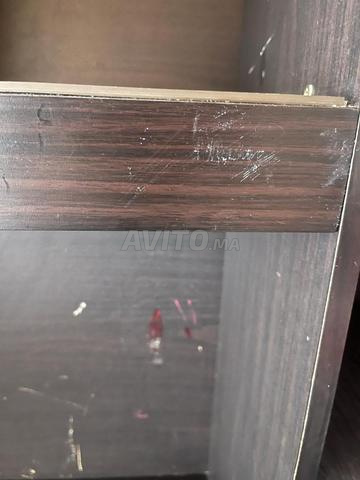 مكتب دراسة خشبي مستعمل مع رفوف - 2