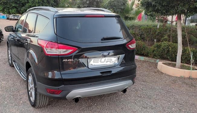 Ford Kuga titanium Manuelle 2015 à Khouribga