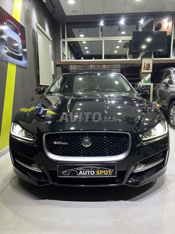 Jaguar XE R-sport 