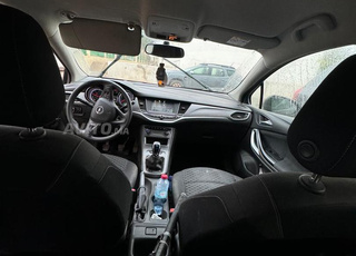 Opel Astra Diesel Manuelle 2020 à Youssoufia