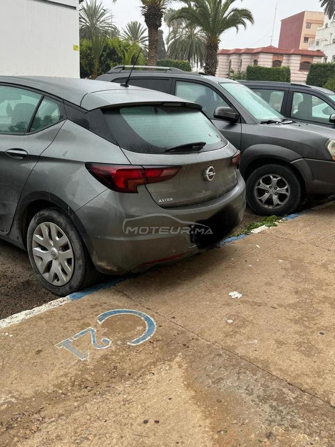 Opel Astra Diesel Manuelle 2020 à Youssoufia