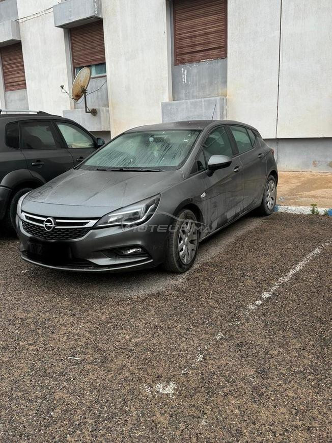 Opel Astra Diesel Manuelle 2020 à Youssoufia