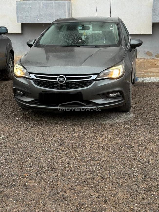 Opel Astra Diesel Manuelle 2020 à Youssoufia