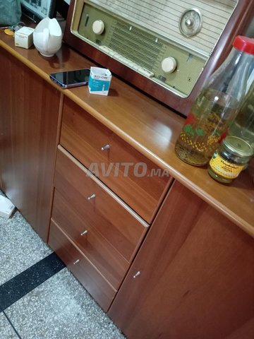 Buffet 2 portes avec tiroirs