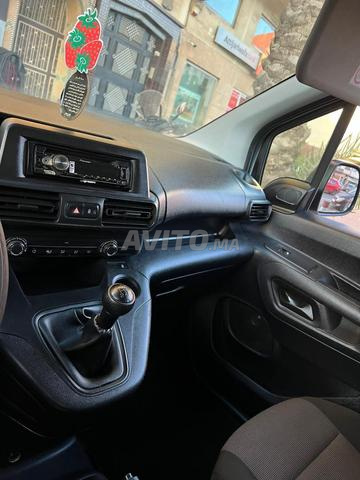 Citroën Berlingo Diesel Manuelle 2020 à Meknès - 2