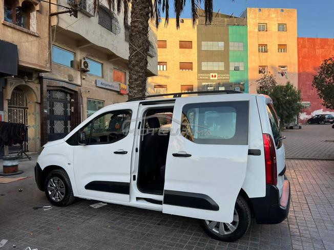 Citroën Berlingo Diesel Manuelle 2020 à Meknès