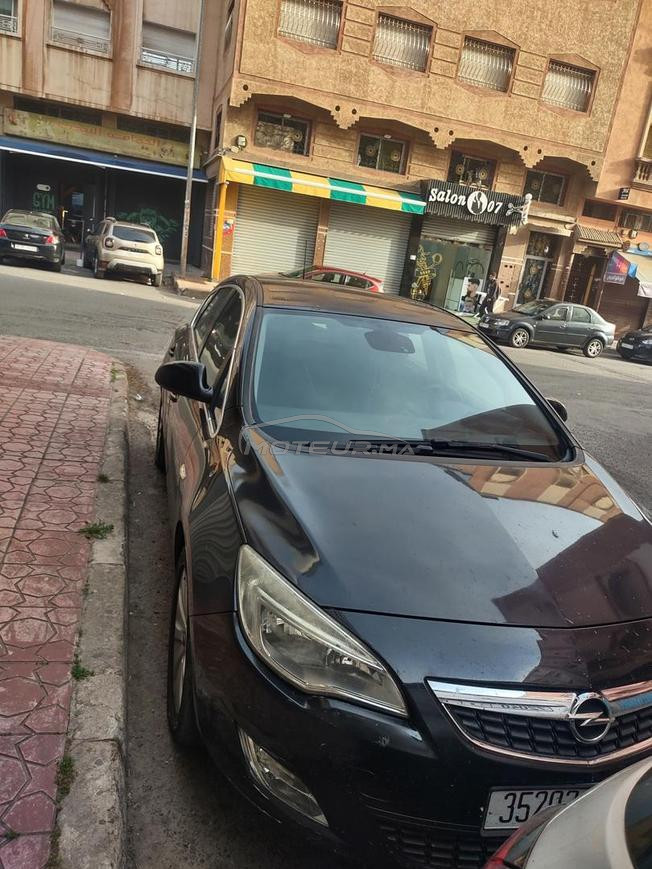 Opel Astra Diesel Manuelle 2011 à Casablanca