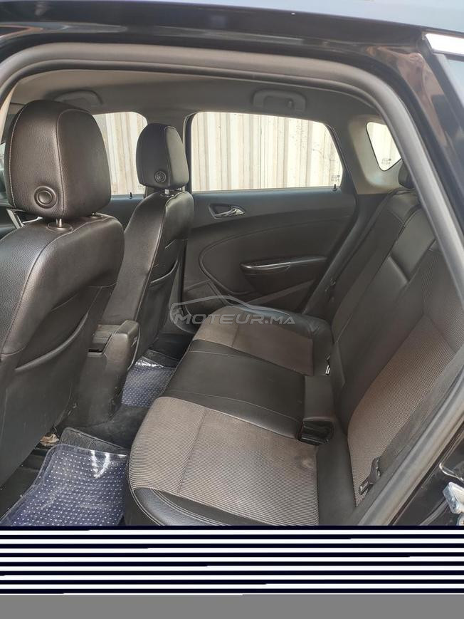 Opel Astra Diesel Manuelle 2011 à Casablanca