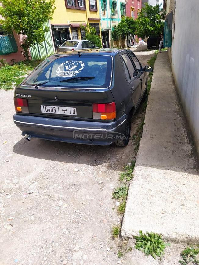 renault 19