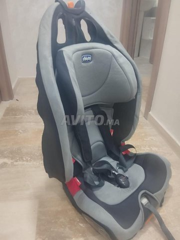 siege auto chicco