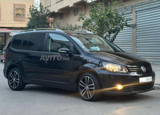 Volkswagen Touran Diesel Manuelle 2015 à Kénitra