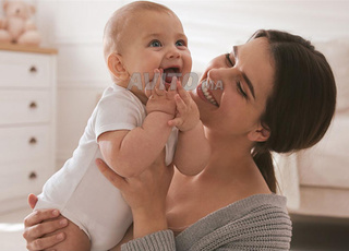 nounou et femme de ménage