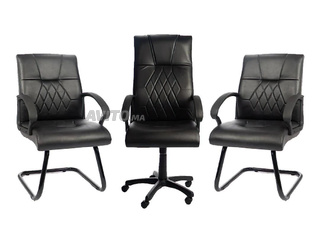 Chaise élégante avec revêtement en velours