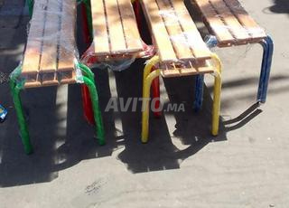  Banc métallique avec assise bois