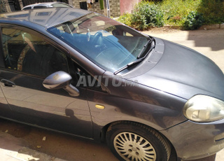 Fiat Punto Diesel Manuelle 2013 à Khouribga