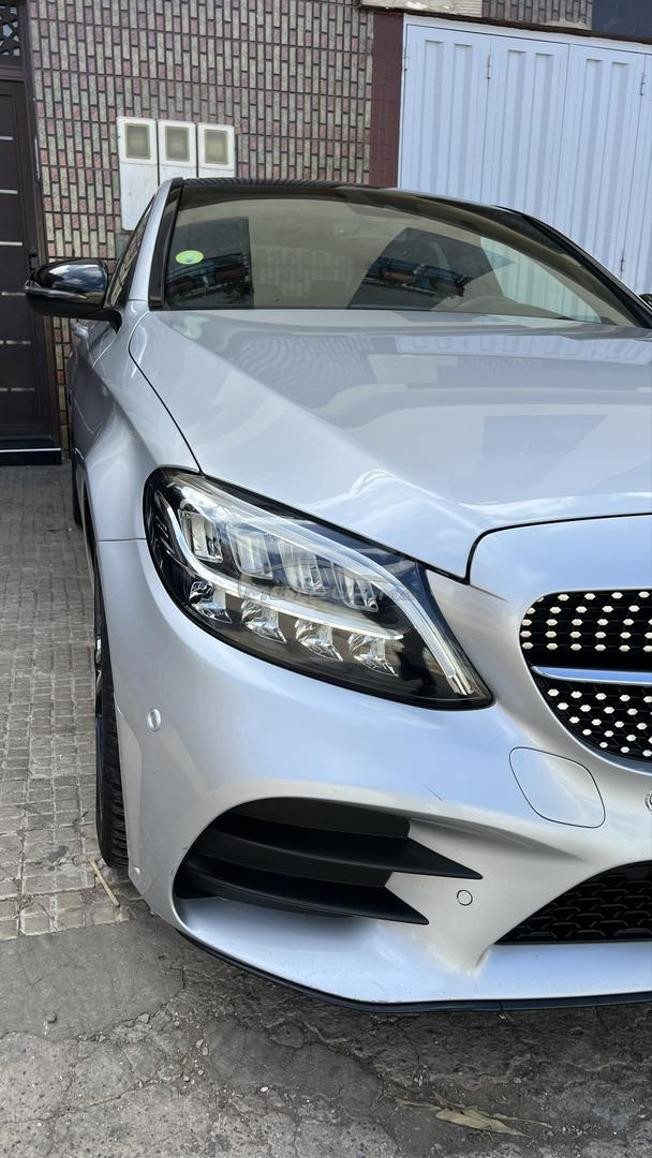 Mercedes-Benz 200 Diesel Automatique 2020