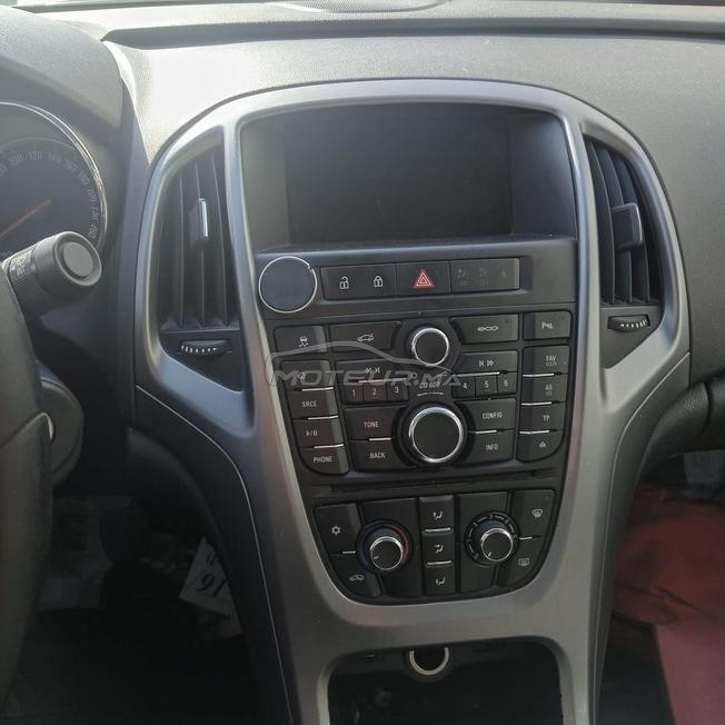 Opel Astra berline 2019 excellent état 