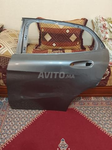 porte gauche avant Mercedes GLA 200
