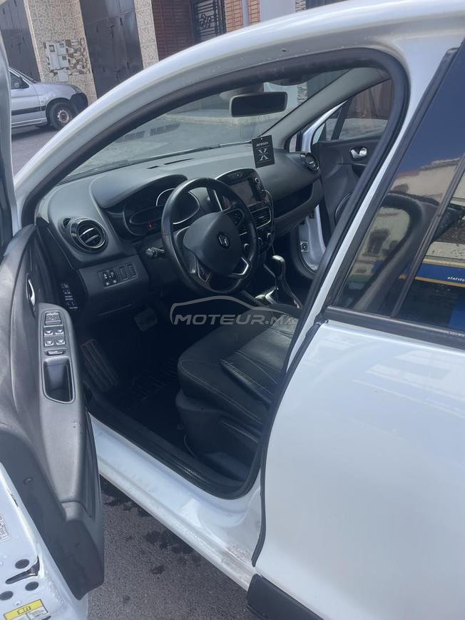 Renault Clio Diesel Automatique 2019 à Salé
