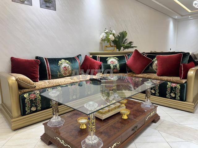 un séjour complet avec table - 2