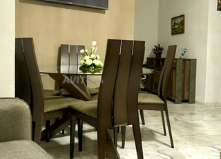 Table à manger en verre  6 chaises 