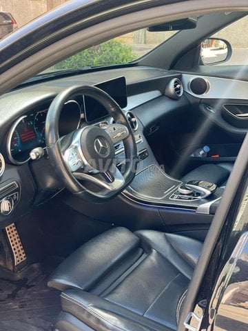 Mercedes-Benz 220 Diesel Automatique 2019 à Safi