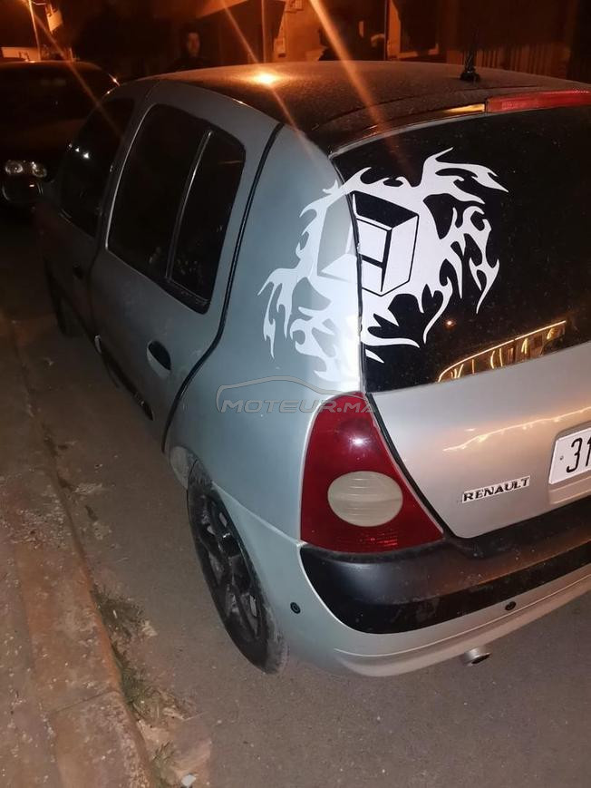 RENAULT  CLIO 2002 