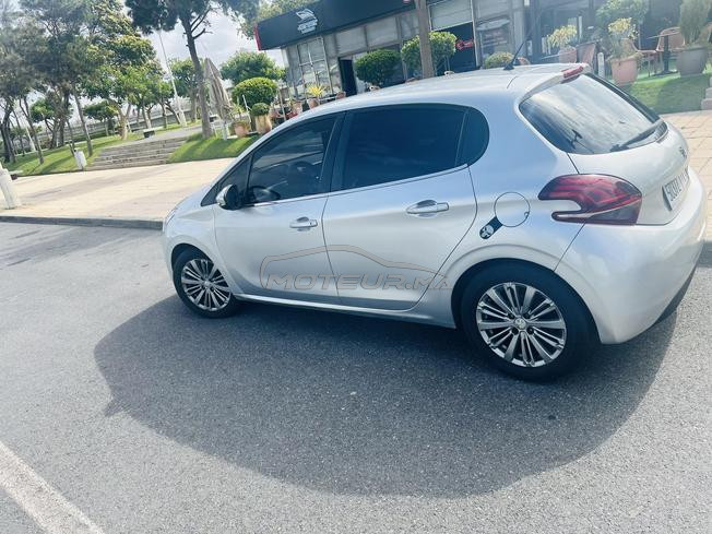 peugoet 208