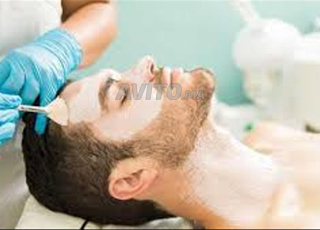 حلاقة عصرية و خبرة لكل انواع الشعر