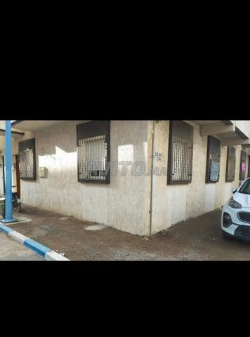 شقة للبيع في طابق الأرضي مع واجهتان