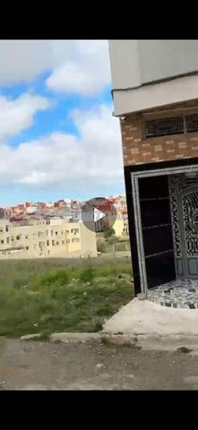  ارض للبيع عدلية في طنجة حراريين فيها 86 متر 