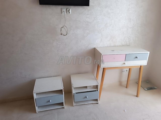 console avec miroir  et 2 tables de chevet 