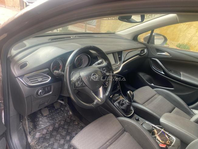 Opel Astra Diesel Manuelle 2017 à Berrechid