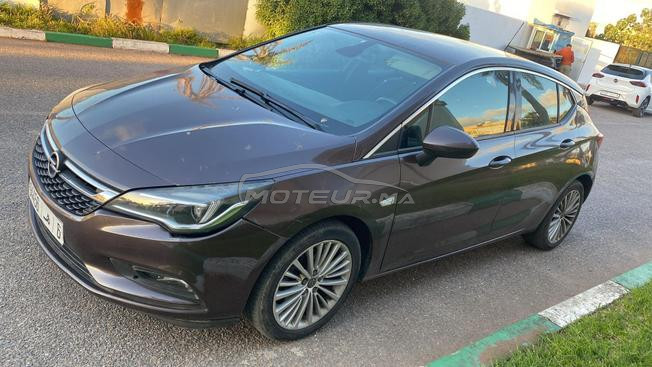 Opel Astra Diesel Manuelle 2017 à Berrechid