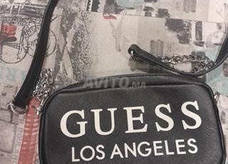 حقيبة يد صغيرة