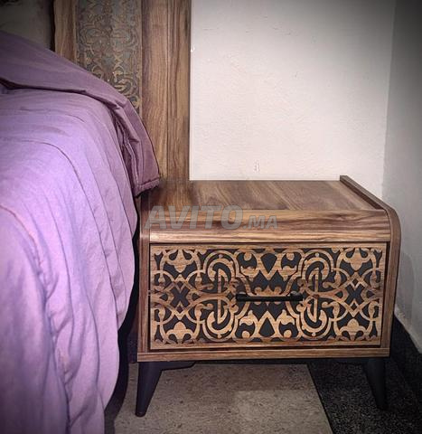 Chambre à coucher moderne bois foncé – Comme neuve