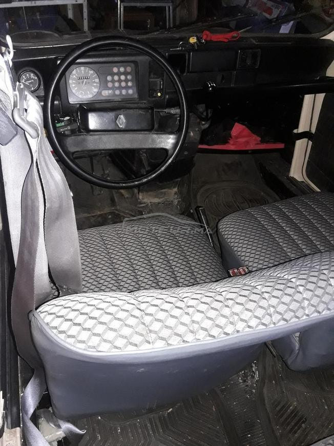 Renault R4 Essence Manuelle 1992 à Boufkrane